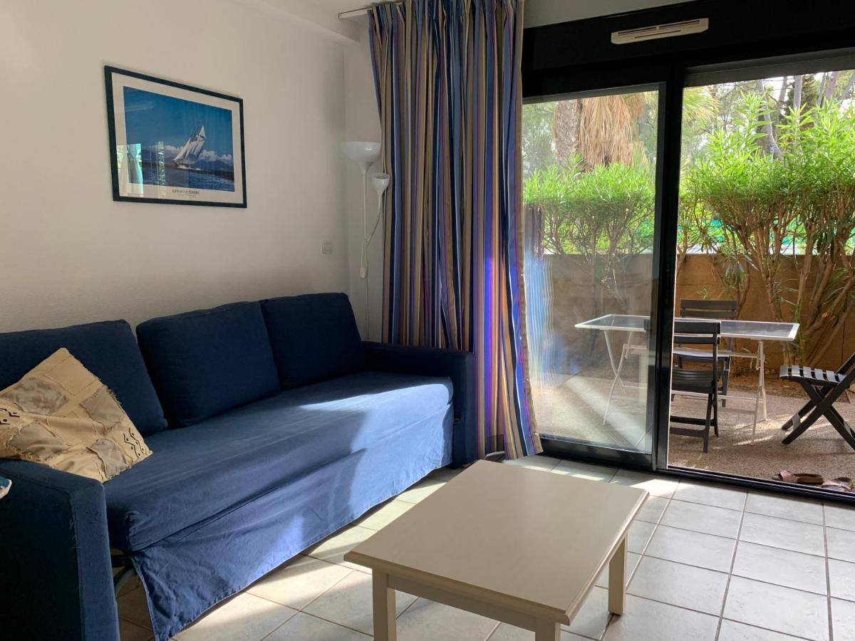 Les Appartements De La Marina Sanary-sur-Mer Zewnętrze zdjęcie