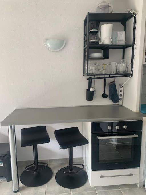 Les Appartements De La Marina Sanary-sur-Mer Zewnętrze zdjęcie