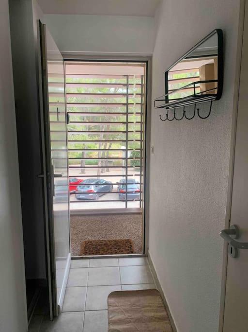 Les Appartements De La Marina Sanary-sur-Mer Zewnętrze zdjęcie